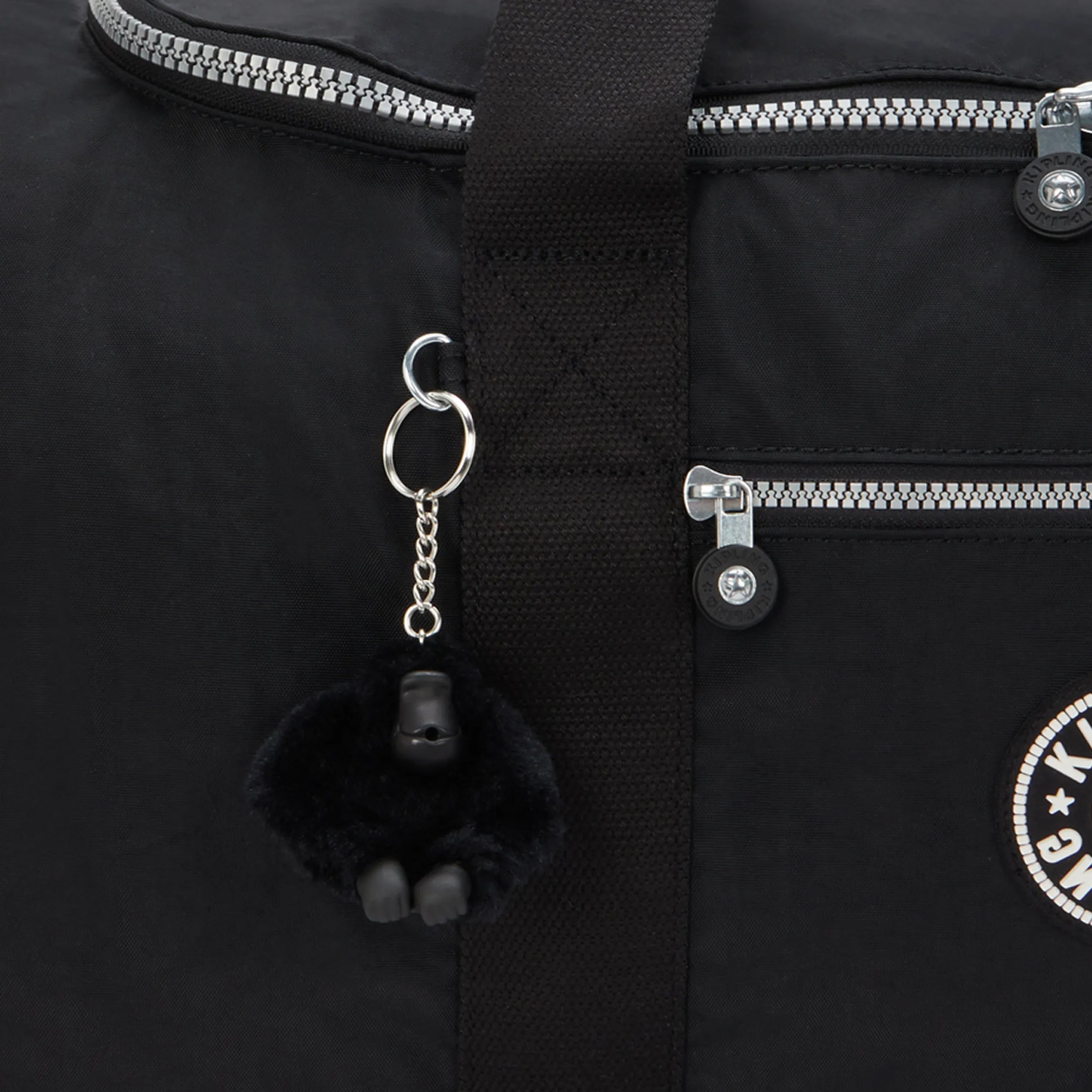 Argus Medium Duffle Bag - Image 6