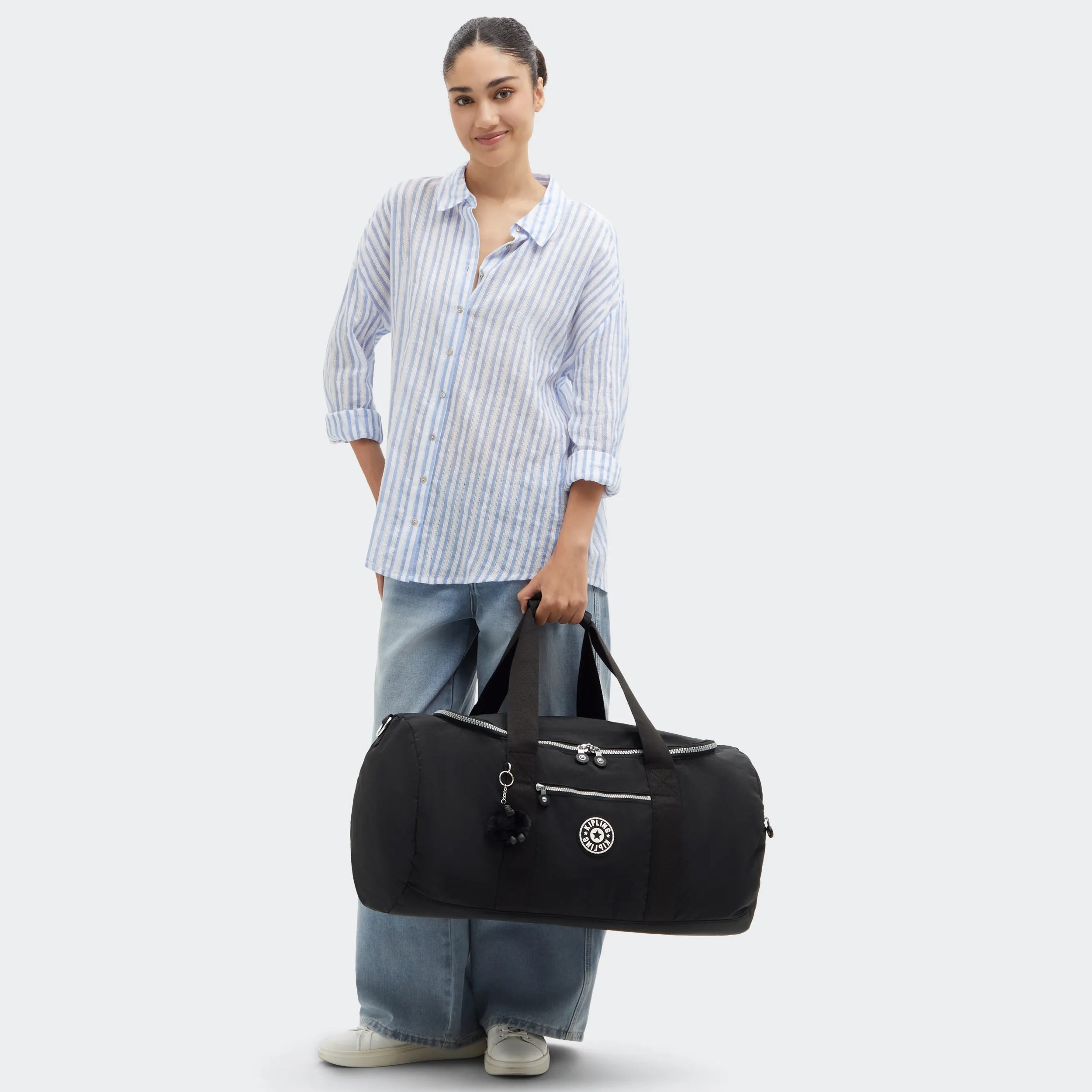 Argus Medium Duffle Bag - Image 8